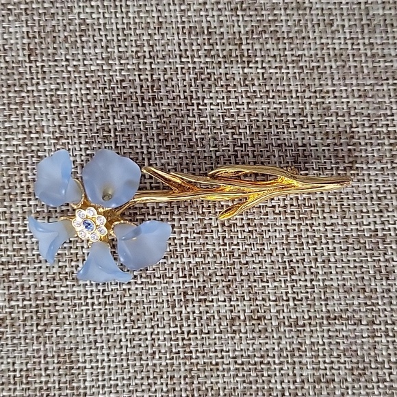 VMFA Gold Tone Blue Clear  Rhinestones Blue Lucite Flower Lily Brooch, Signed - Picture 1 of 5